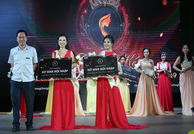 Lộ diện Hoa khôi 'Duyên dáng sinh viên Kinh tế - Luật 2019' ảnh 5