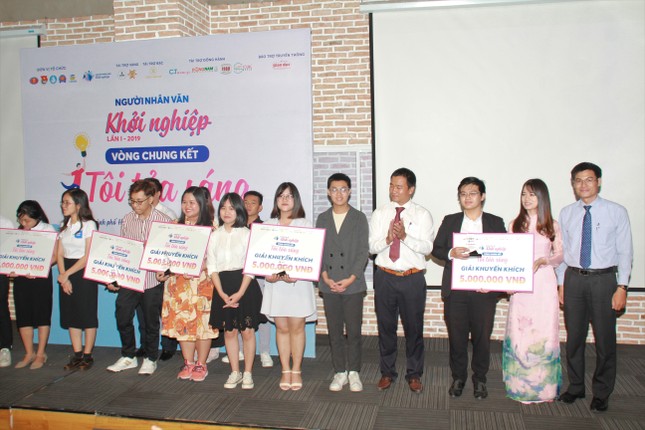 Sản vật quê hương giúp chàng trai đoạt giải nhất ‘Người Nhân văn khởi nghiệp’ ảnh 9