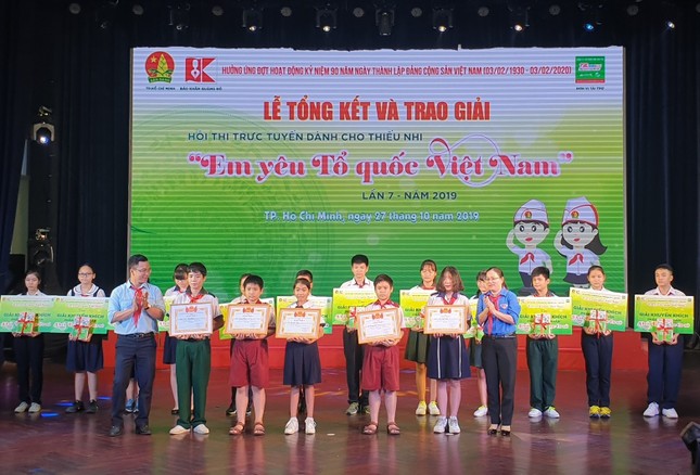 Hơn 900.000 lượt thi tài sân chơi ‘Em yêu Tổ quốc Việt Nam’ năm 2019 ảnh 1