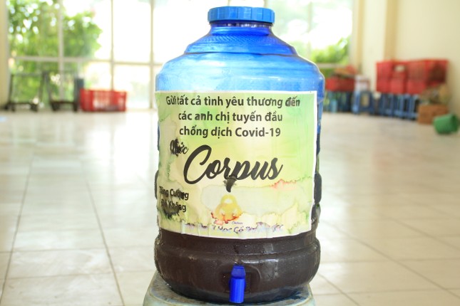 Tình nguyện viên ở Ký túc xá làm nơi cách ly ảnh 20