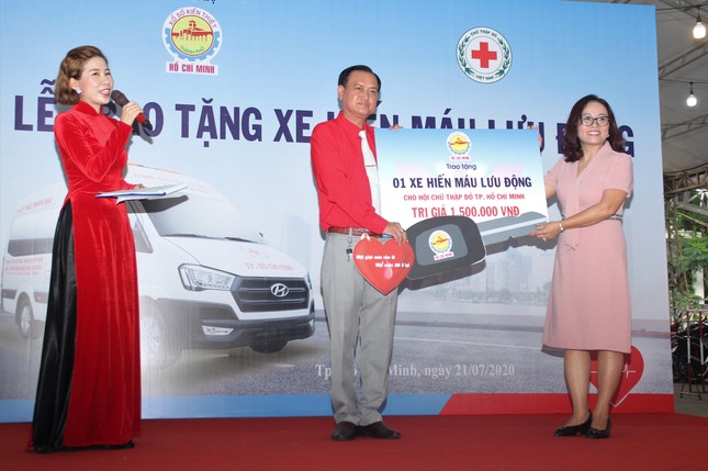 Sôi nổi ngày hội ‘Giọt hồng thành phố mang tên Bác’ ảnh 8