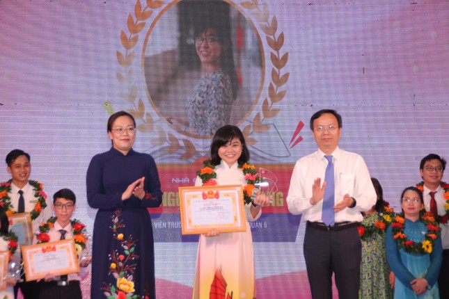 TPHCM tuyên dương 161 nhà giáo trẻ tiêu biểu ảnh 8
