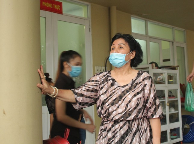 Đến tiễn biệt Chí Tài, người dân nhớ mãi về hình ảnh người nghệ sỹ hiền hậu, thân tình ảnh 1