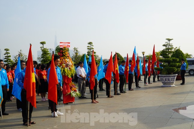 Hành trình 'Tôi yêu Tổ quốc tôi' đặt chân đến Thành phố mang tên Bác ảnh 2
