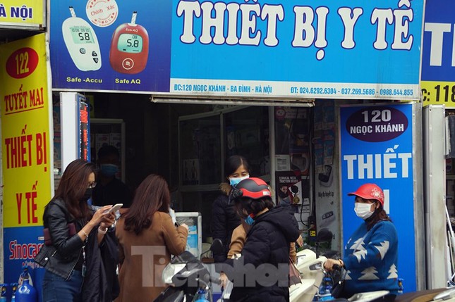 Công khai 16 cửa hàng bán khẩu trang giá trên trời giữa 'mùa dịch' corona ảnh 2