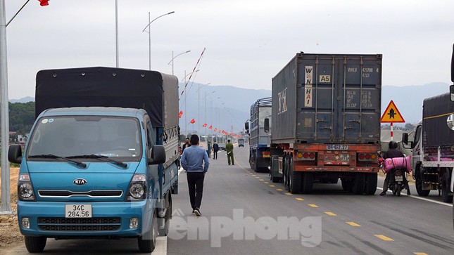COVID-19 ngày 1/3: Dỡ phong tỏa TP Chí Linh, huyện Cẩm Giàng ảnh 5