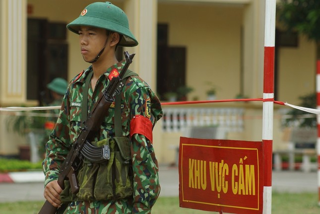 Mục kích lính công binh huấn luyện chống khủng bố ảnh 7