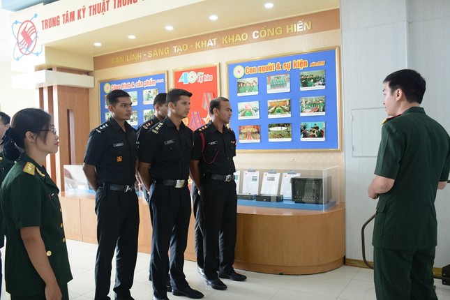 Giao lưu sĩ quan trẻ Việt Nam - Ấn Độ ảnh 2