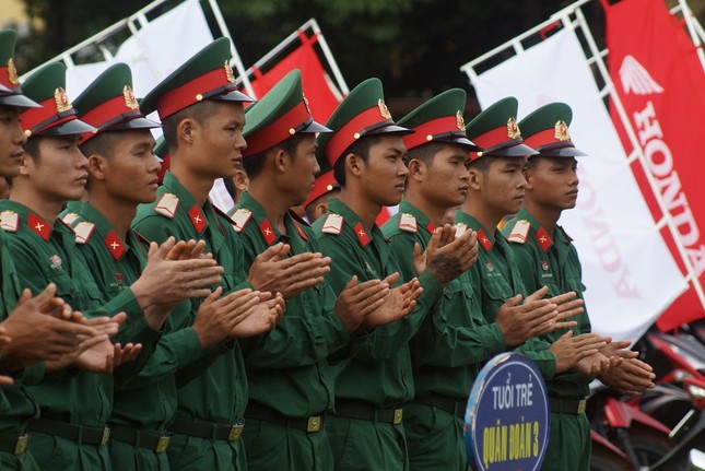 Phát động Ngày hội 'Thanh niên với Văn hoá giao thông' ảnh 7