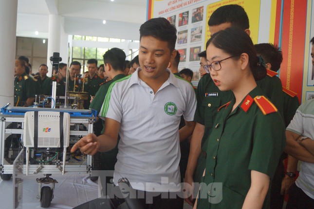 Học viện Kỹ thuật Quân sự tôn vinh điển hình sáng tạo khoa học trẻ ảnh 3