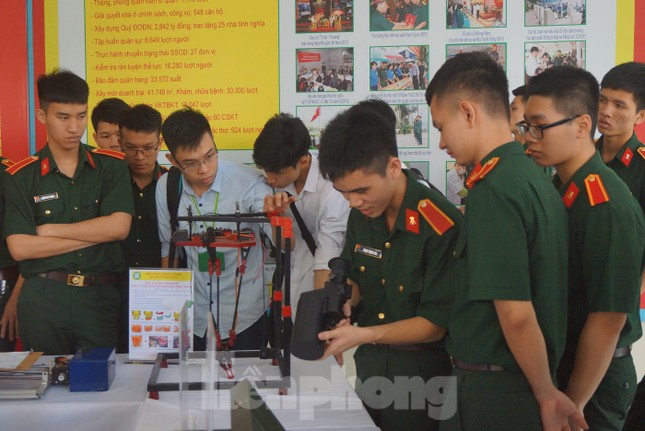 Học viện Kỹ thuật Quân sự tôn vinh điển hình sáng tạo khoa học trẻ ảnh 4