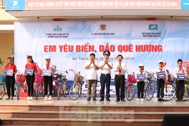 Đưa tình yêu biển đảo về Mỹ Thành ảnh 5