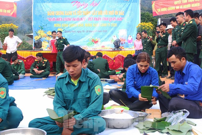 Rộn ràng ‘Xuân đoàn kết - Tết quân dân’ ảnh 3