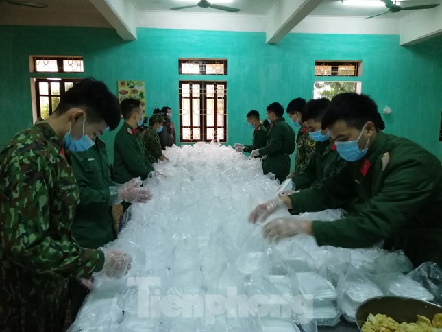Quân khu 1 tăng cường phòng chống nCoV ở Cao Bằng và Lạng Sơn ảnh 1
