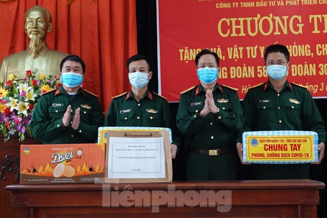 Tiếp sức bộ đội và nhân dân chống dịch Covid-19 ảnh 5