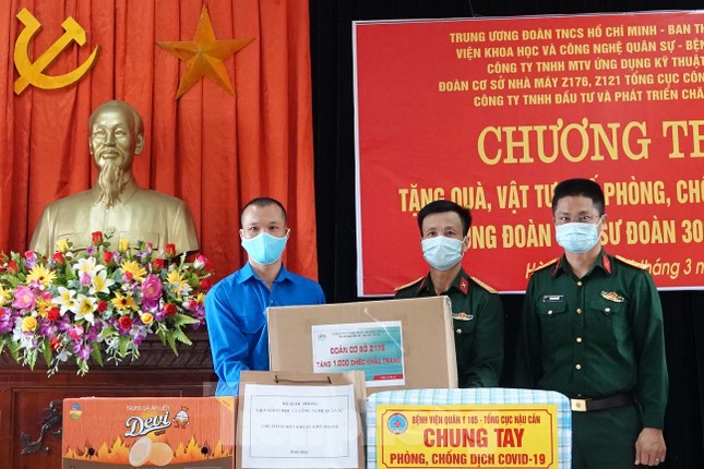 Tiếp sức bộ đội và nhân dân chống dịch Covid-19 ảnh 6
