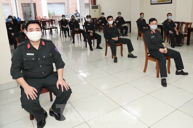 Tư lệnh và đoàn viên Cảnh sát cơ động hiến máu tình nguyện ảnh 4