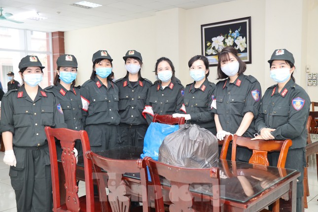 Tư lệnh và đoàn viên Cảnh sát cơ động hiến máu tình nguyện ảnh 7