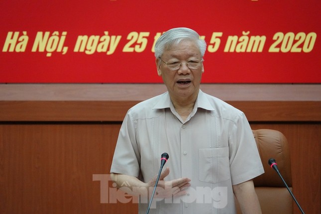 Tổng Bí thư Nguyễn Phú Trọng: Không che giấu khuyết điểm, chạy theo thành tích ảnh 1
