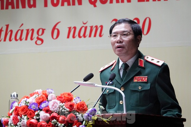 Gặp mặt 92 điển hình dự Đại hội Thi đua Quyết thắng toàn quân ảnh 1
