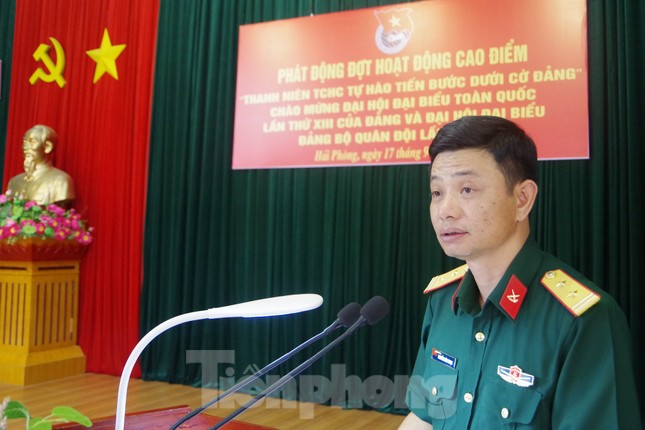 Phát động thi đua giành 3 nhất chào mừng Đại hội Đảng toàn quốc ảnh 1