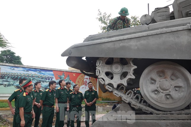 Mô hình giáo dục pháp luật cho thanh niên ở Lữ đoàn 201 ảnh 1