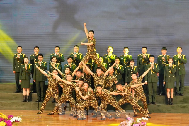 Bồi dưỡng kỹ năng cho cán bộ Đoàn toàn quân ảnh 5