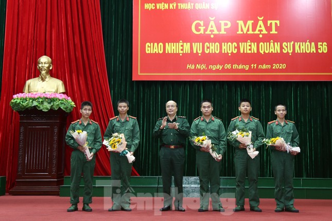 Học viện Kỹ thuật Quân sự tiếp sức 655 tân học viên ảnh 1
