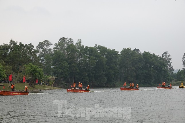 Quân đội diễn tập phòng thủ dân sự liên tỉnh ứng phó sự cố môi trường ảnh 4