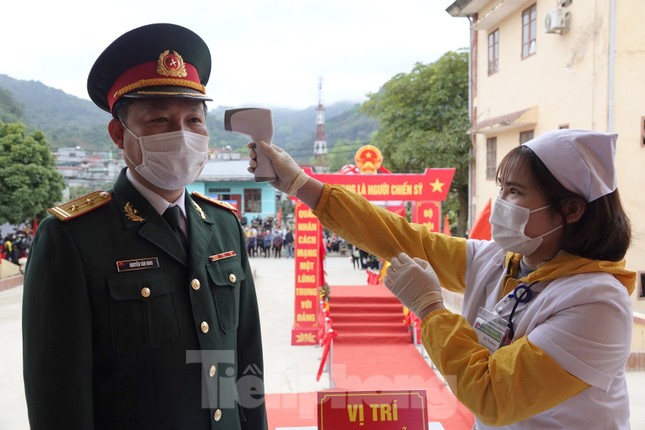 Tiếp sức thanh niên Bắc Kạn tòng quân bảo vệ Tổ quốc ảnh 9