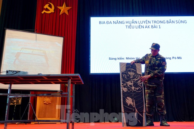Biên phòng xứ Lạng trổ tài về các học cụ huấn luyện ảnh 3