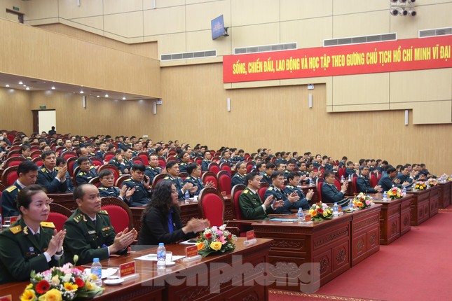 Quân chủng Phòng không - Không quân trao Giải thưởng Sáng tạo trẻ năm 2020 ảnh 1