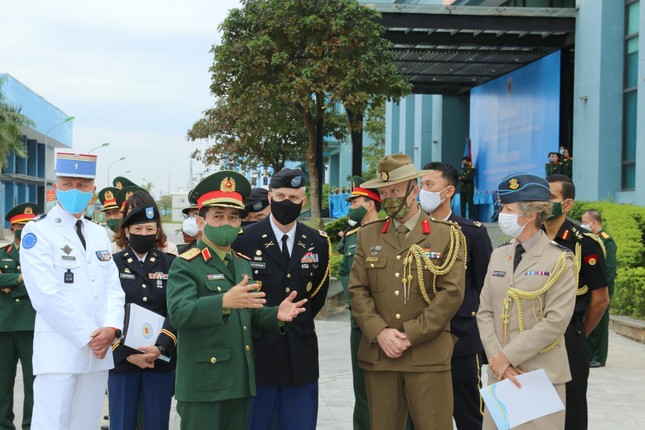 Công binh Việt Nam trình diễn kỹ năng bảo vệ hòa bình ảnh 4
