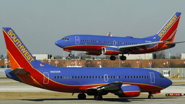 Sự cố hy hữu đáp nhầm sân bay và lời xin lỗi của VietjetAir ảnh 2