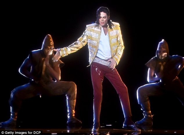 Michael Jackson vẫn kiếm tỷ đô sau 5 năm qua đời ảnh 1