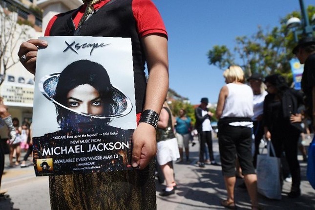 Michael Jackson vẫn kiếm tỷ đô sau 5 năm qua đời ảnh 2