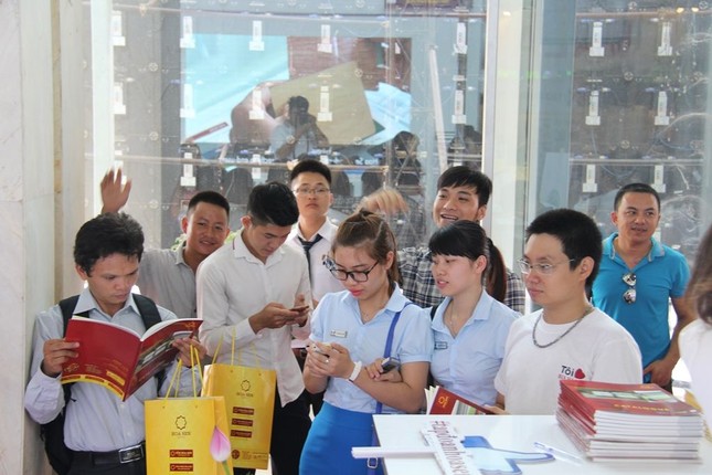 Ông nhựa Hoa Sen “tiến quân” ra Bắc ảnh 5