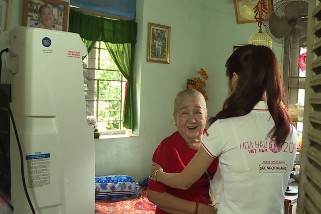 Thí sinh có vòng eo 56cm khiến 4 bình luận viên rơi nước mắt ảnh 6
