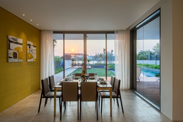 Khu biệt thự ven sông trị giá hơn 150 tỷ đồng ở Sài Gòn ảnh 3
