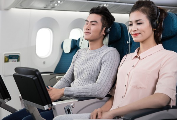 Vietnam Airlines 'chào hè' với dịch vụ mới và giá vé hấp dẫn ảnh 1