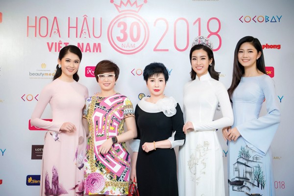 Chị Đặng Thanh Hằng - Ba mùa giữ vai trò Cố vấn sắc đẹp Hoa hậu ảnh 1