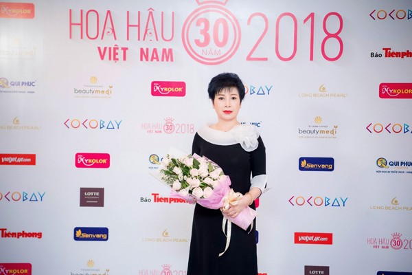 Chị Đặng Thanh Hằng - Ba mùa giữ vai trò Cố vấn sắc đẹp Hoa hậu ảnh 3