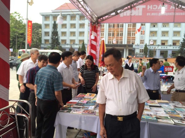 Khai mạc Hội sách Đất Tổ năm 2018 ảnh 2
