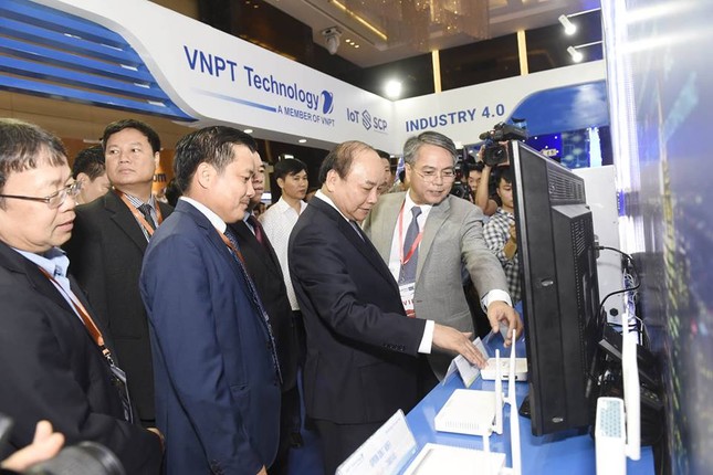 VNPT: nhiều sản phẩm giải pháp công nghệ 4.0 tại Industry Summit 2018 ảnh 2