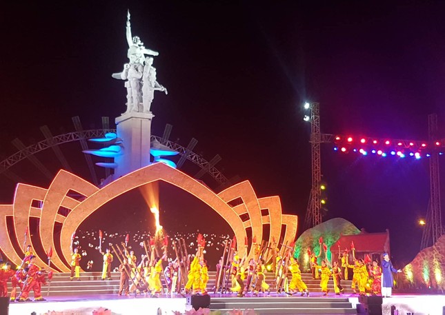 Linh thiêng chương trình nghệ thuật: Đồng Lộc – Bài ca bất tử ảnh 17
