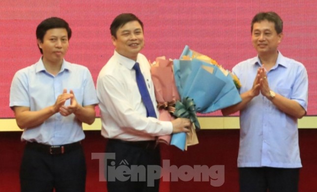 Thái Bình bổ nhiệm Giám đốc Sở Nội vụ và Phó Ban QLKT mới ảnh 1