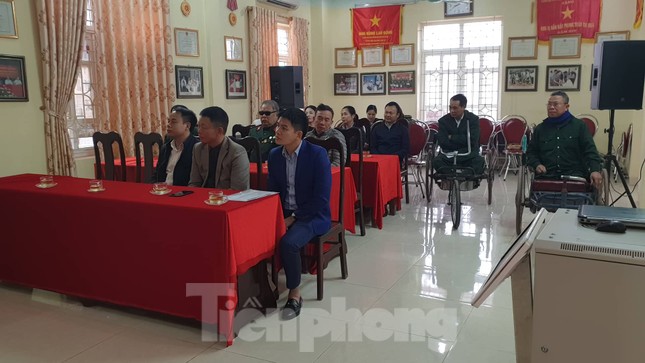 Báo Tiền Phong và Ngân hàng BIDV tri ân, tặng quà thương binh nặng tại Hà Nam ảnh 5
