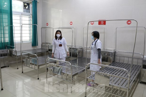 Ninh Bình cách ly 5 trường hợp nghi nhiễm virus corona, giám sát 65 người ảnh 1
