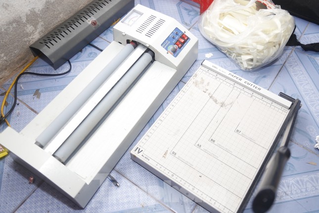 Kẻ sản xuất, tiêu thụ gần 1 tỷ đồng học in tiền giả... trên mạng ảnh 6