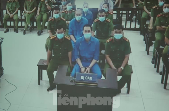 Vợ Đường ‘Nhuệ’ nhận thêm 18 tháng tù trong vụ án ‘thông thầu’ đất ảnh 1